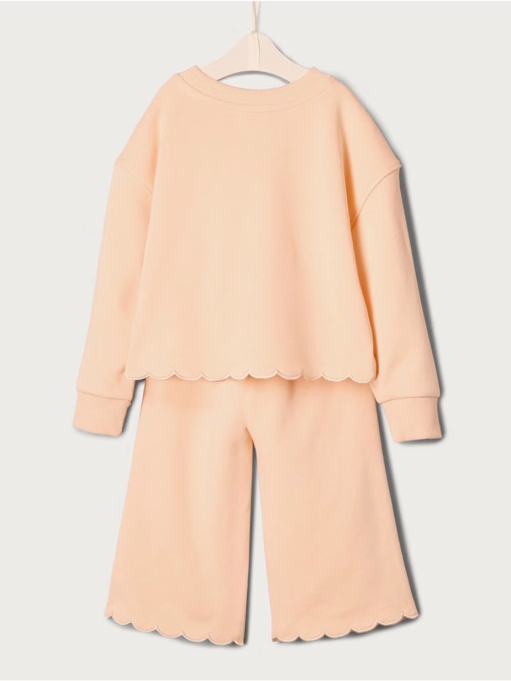 Sofia Grainge Amazon Essentials Peach Scalloped Kids Set 3-6 MOS